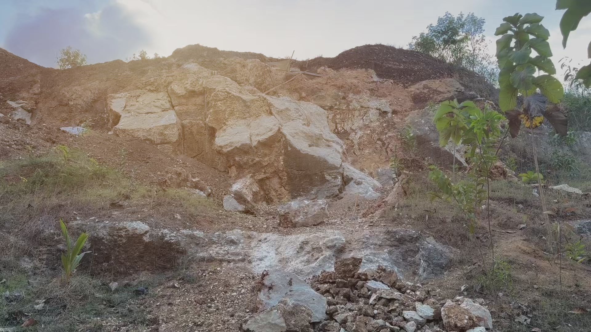Load video: Take a look behind the scenes at how our luxury marble home decor is brought to life. In the patient hands of our local artisans, raw natural stone is meticulously carved and shaped into beautiful, unique washbasins. Every piece tells a story of craftsmanship, durability, and natural elegance before it gets shipped worldwide directly to your home.